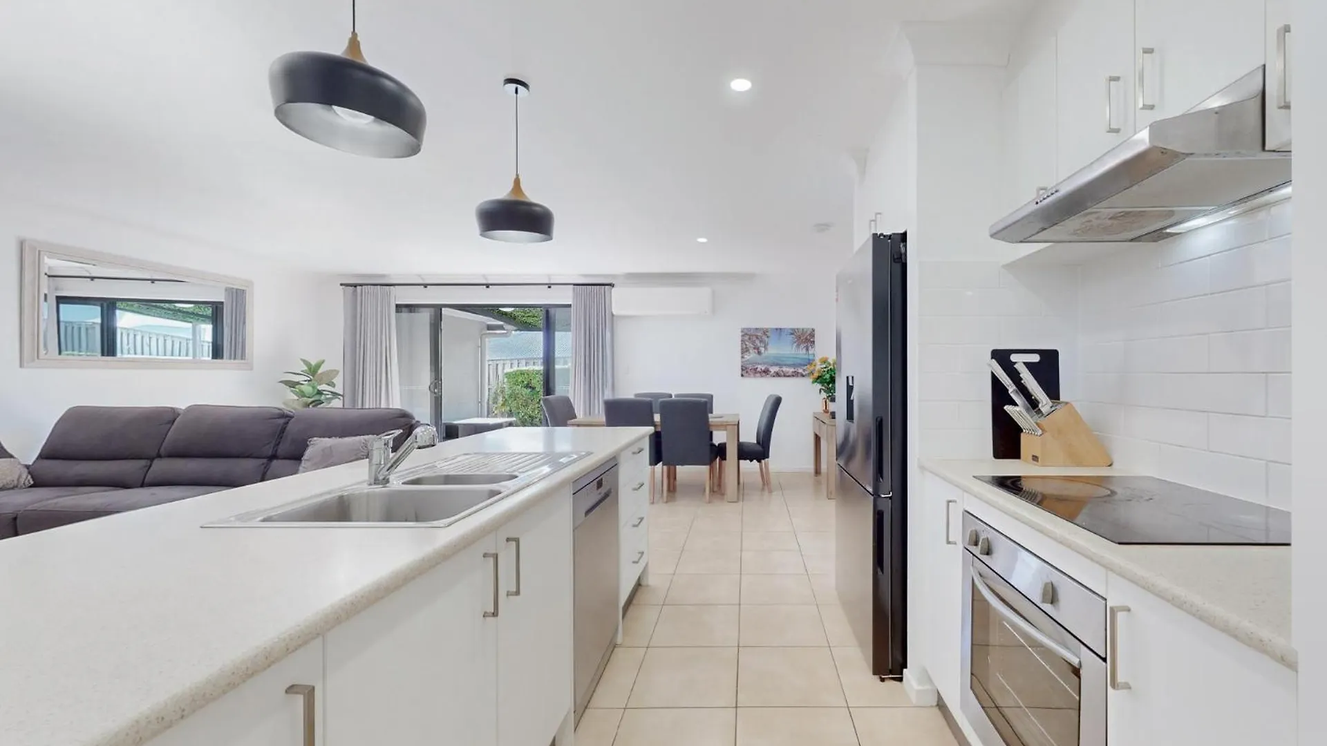 A Peaceful Private Home Away From Home In Pacific Pines Χρυσή Ακτή