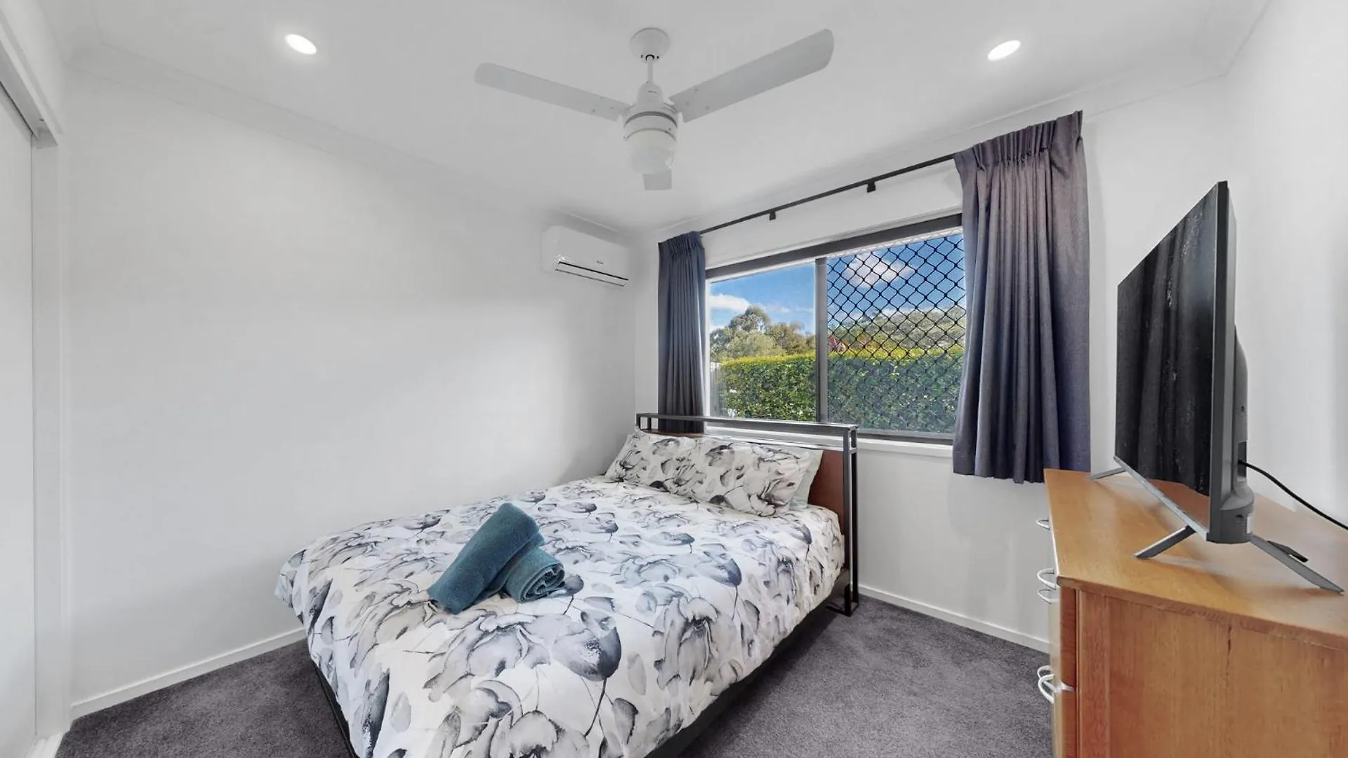 A Peaceful Private Home Away From Home In Pacific Pines 黄金海岸